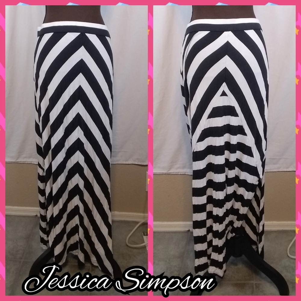 Jessica Simpson  Striped Long Maxi Skirt